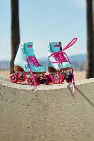Moxi Roller Skates "Beach Bunny"