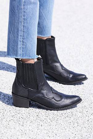 Matisse Vegan Cavalier Black Western Boot