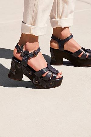 Anna Sui Boho Platform Clog Sandals "Dalianna"