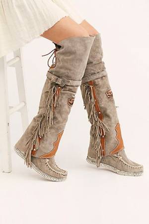 El Vaquero Tall Moccasin Boots