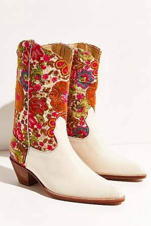 Embroidered Bohemian Western Boots "Selina"