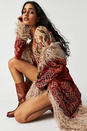 Understated Leather Velvet Coat "Moon Glow"