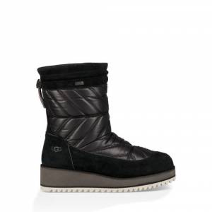 UGG Women's Beck Boot Suede