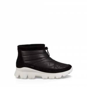 UGG Women's Centara Boot Suede