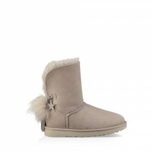 UGG Women's Classic Charm Boot Sheepskin
