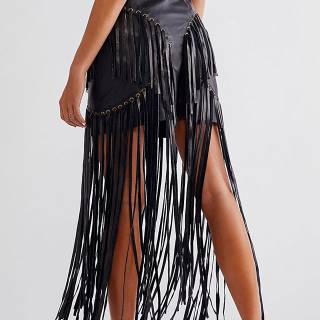 Understated Leather Skirt "Motive"
