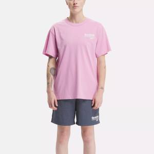 Reebok Identity Men's Brand Proud Graphic Short Sleeve T-Shirt in Pink (100075310)