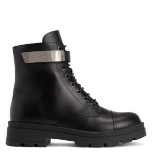 Giuseppe Zanotti Black Boots "RUGER"