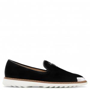 Giuseppe Zanotti - CEDRIC - Black Suede Men's Loafer With Metal Tip