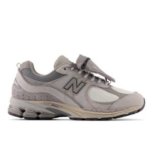 New Balance 2002R Men's Lifestyle Shoes - Grey (M2002RVC)