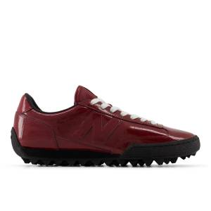 New Balance Unisex Gator Run Shoes - Red / Black (UGTR17G)
